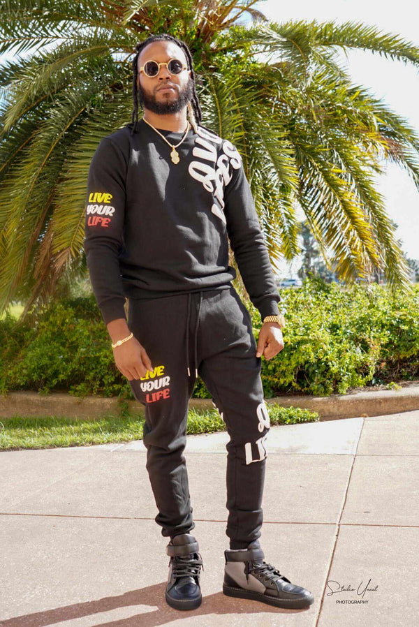Avoir Jogger suit lifestyle 