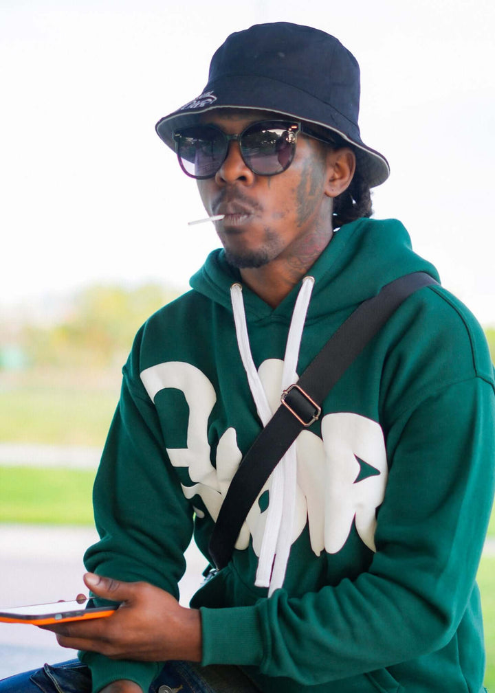 Avoir Bucket hats