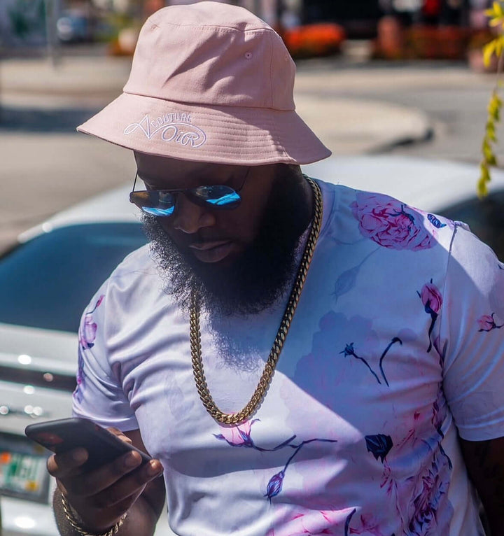 Avoir Bucket hats