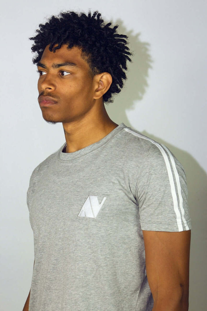 AV logo t-shirt urban wear